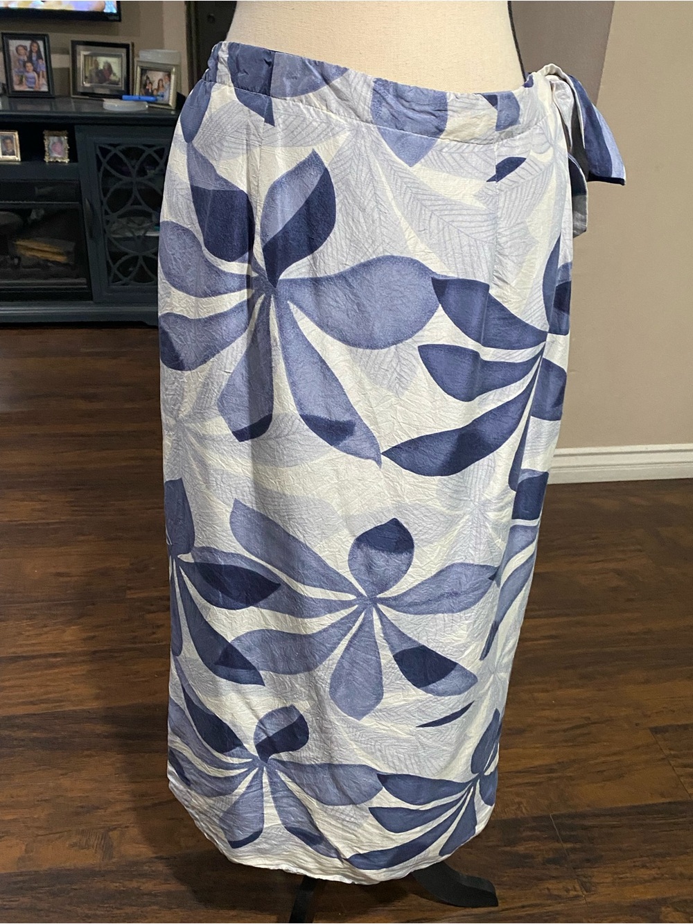 Classic Navy Floral Tie-Side Swim Sarong 100% silk